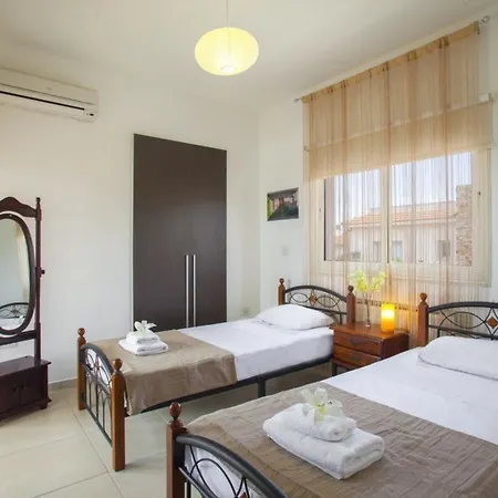Michelle 2 Minutes From The Beach Pernera 109 * Protaras